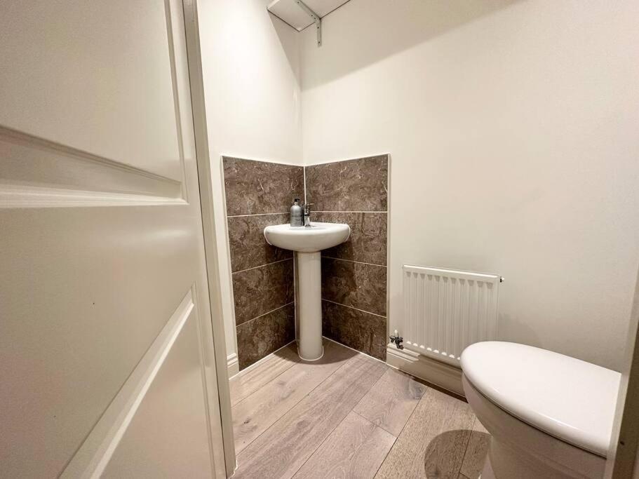 Serene Home Ideally Connected To Central London Bromley Dış mekan fotoğraf