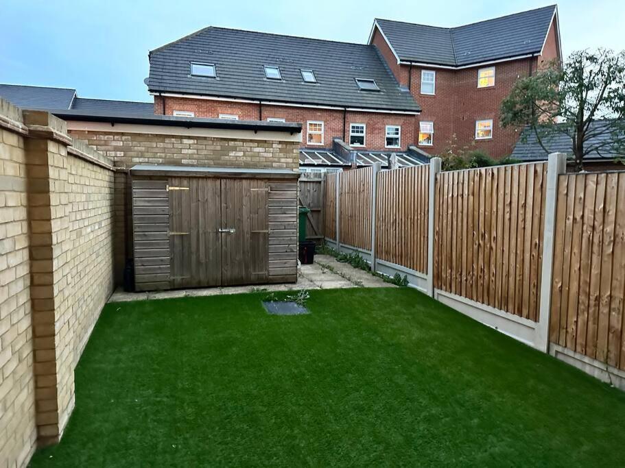 Serene Home Ideally Connected To Central London Bromley Dış mekan fotoğraf