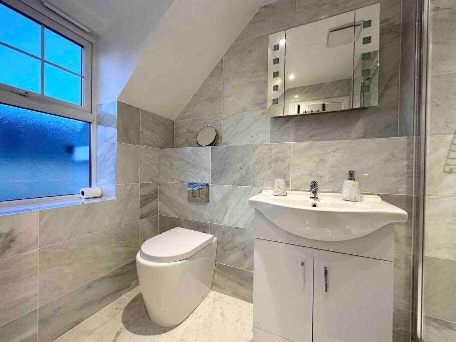 Serene Home Ideally Connected To Central London Bromley Dış mekan fotoğraf